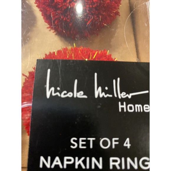 Nicole Miller Home Set Of 4 Christmas Holiday Red Gold Napkin Rings New Pom Pom - Picture 2 of 4
